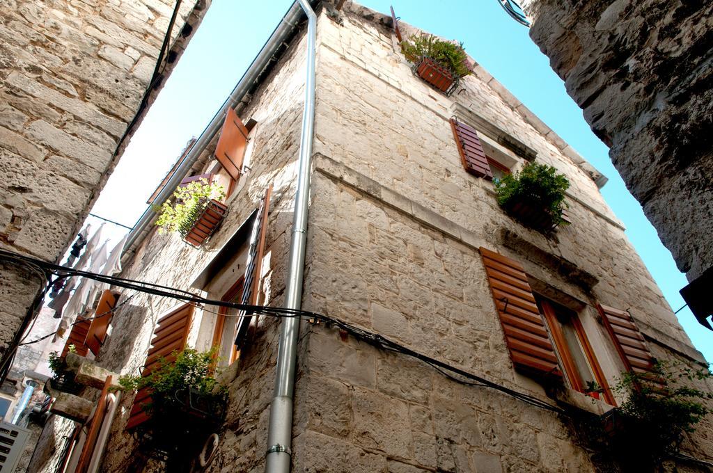 Apartments Salvezani Split Exterior photo