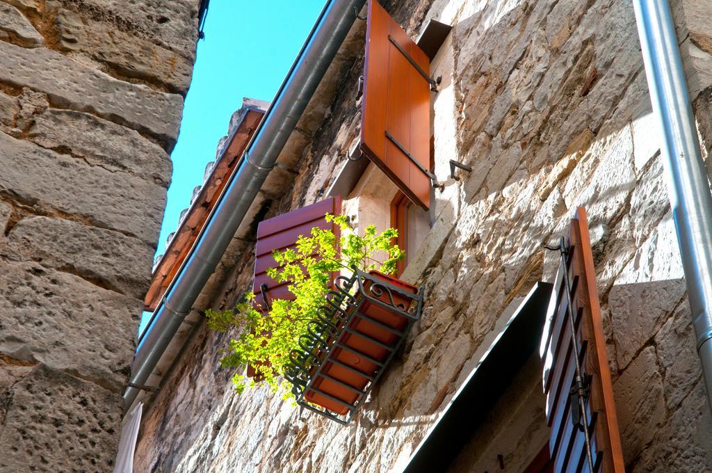 Apartments Salvezani Split Exterior photo