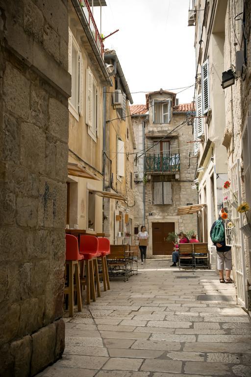 Apartments Salvezani Split Exterior photo